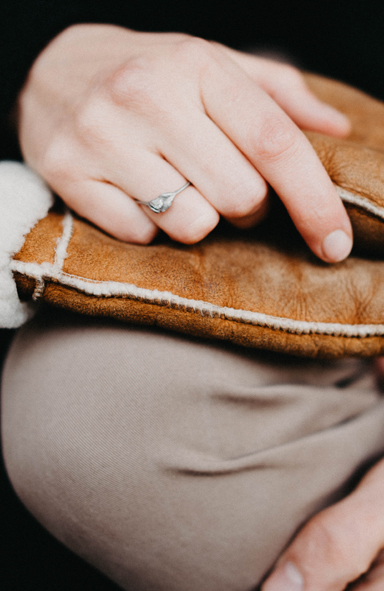 sustainablewedding, sustainableweddingrings, nachhaltigetrauringe, greenweddingrings, grüngold, ökogold, fairtradetrauringe , fairtrade , braut2019, Hochzeit2019, fairtradeverlobungsring, fairtradejewelry, sayyes, achtsametrauringe,