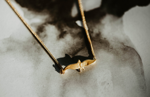 Goldschmiede, handarbeit, handgefertigt, Kette, Hochzeitsschmuck, Schmuckgeschenk, greenwedding, grüngold, ökogold, fairtrade gold, fairtrade,